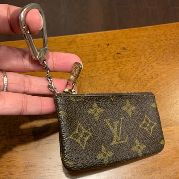 Louis Vuitton Accessories - Authentic Louis Vuitton key Cles